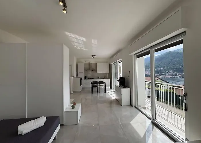 Luxury Sole Moltrasio