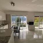 Luxury Sole Moltrasio